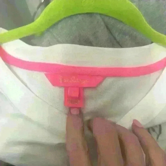 NWOT Lilly Pulitzer Large Sheridan Sweatshirt w Sequins and Embroidery Item# 2L - Picture 6 of 7